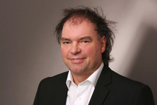 Portaitfoto Ralf Krzistek